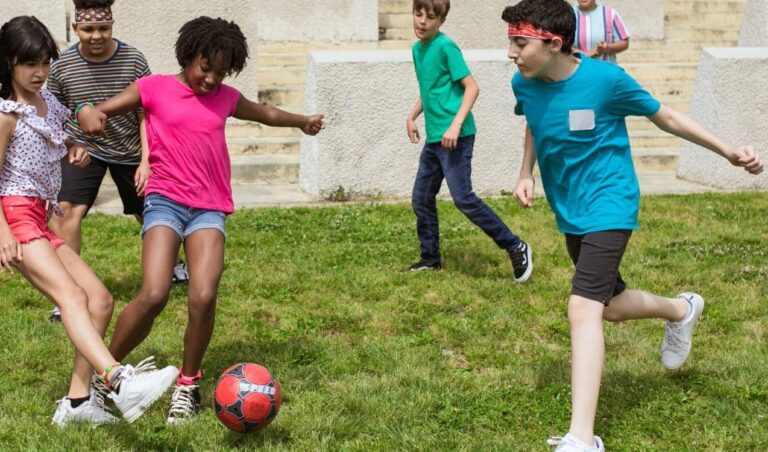 autistic kids play sports